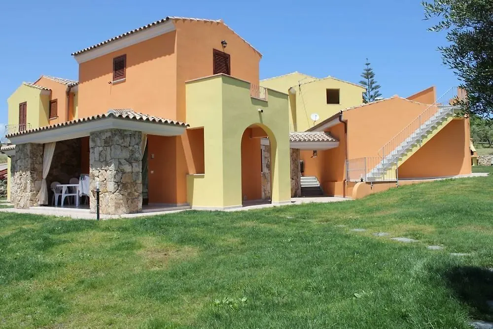 Residence Sardegnasummer Li Cuppulati San Teodoro Italy
