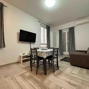 family-flat-near-metro-a.it-romehotels.com/