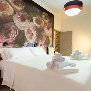 peoniamaximahouse-piazza-bologna.it-romehotels.com/